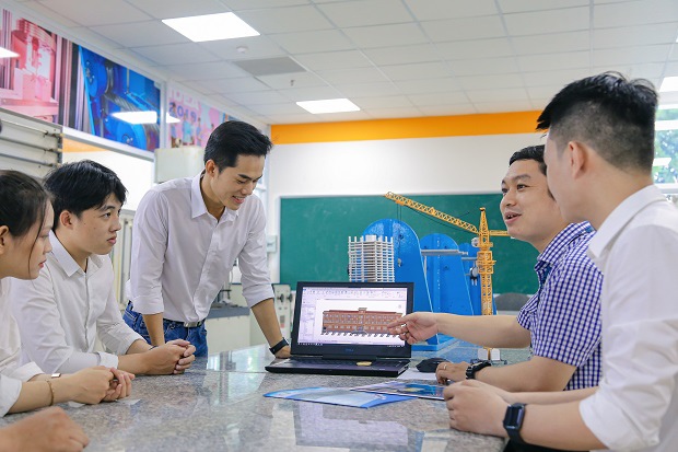 Chương trình đào tạo kỹ thuật xây dựng từ xa