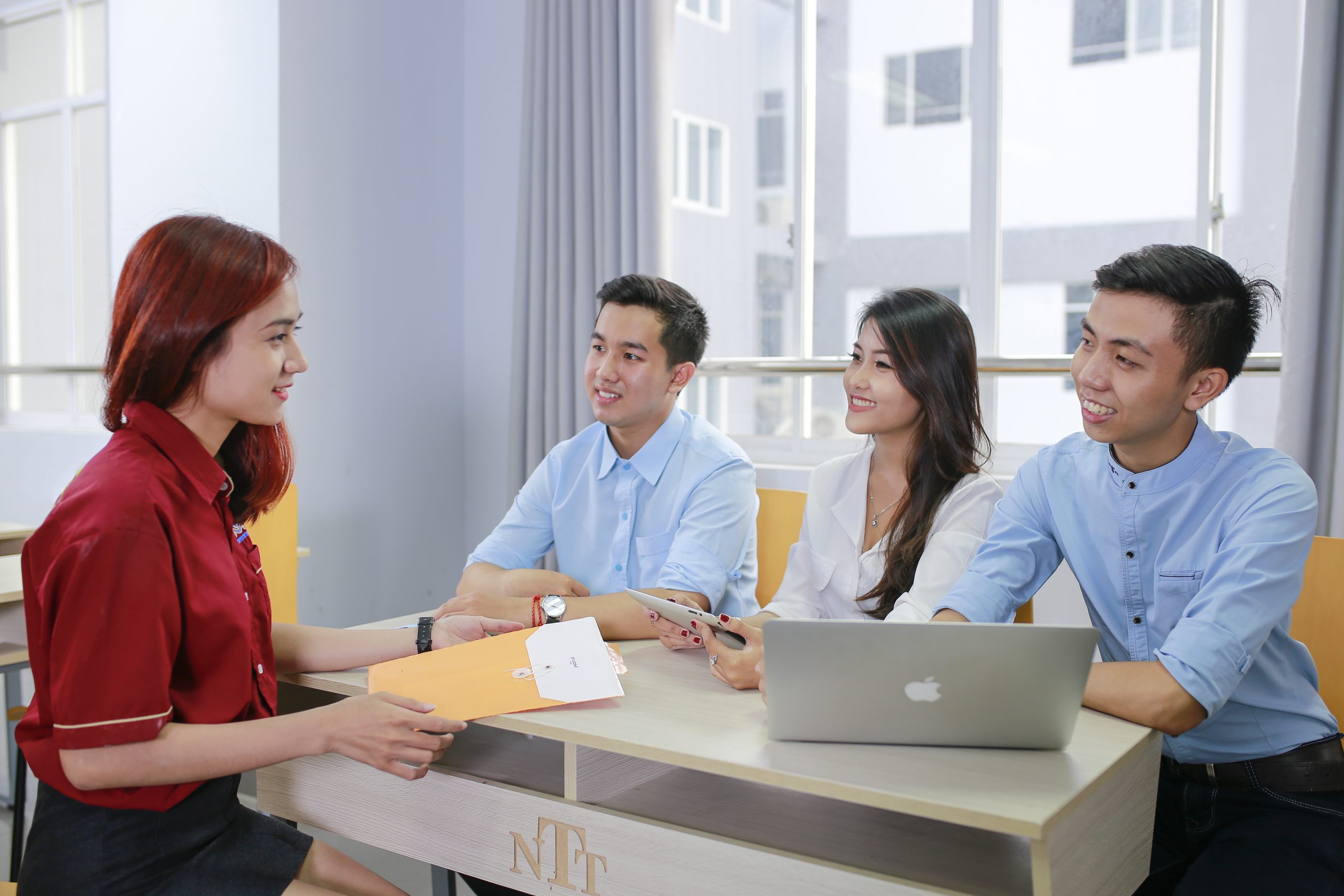 Cơ Hội Nghề Nghiệp Sau Khi Tốt Nghiệp đại học từ xa ngành quản trị kinh doanh